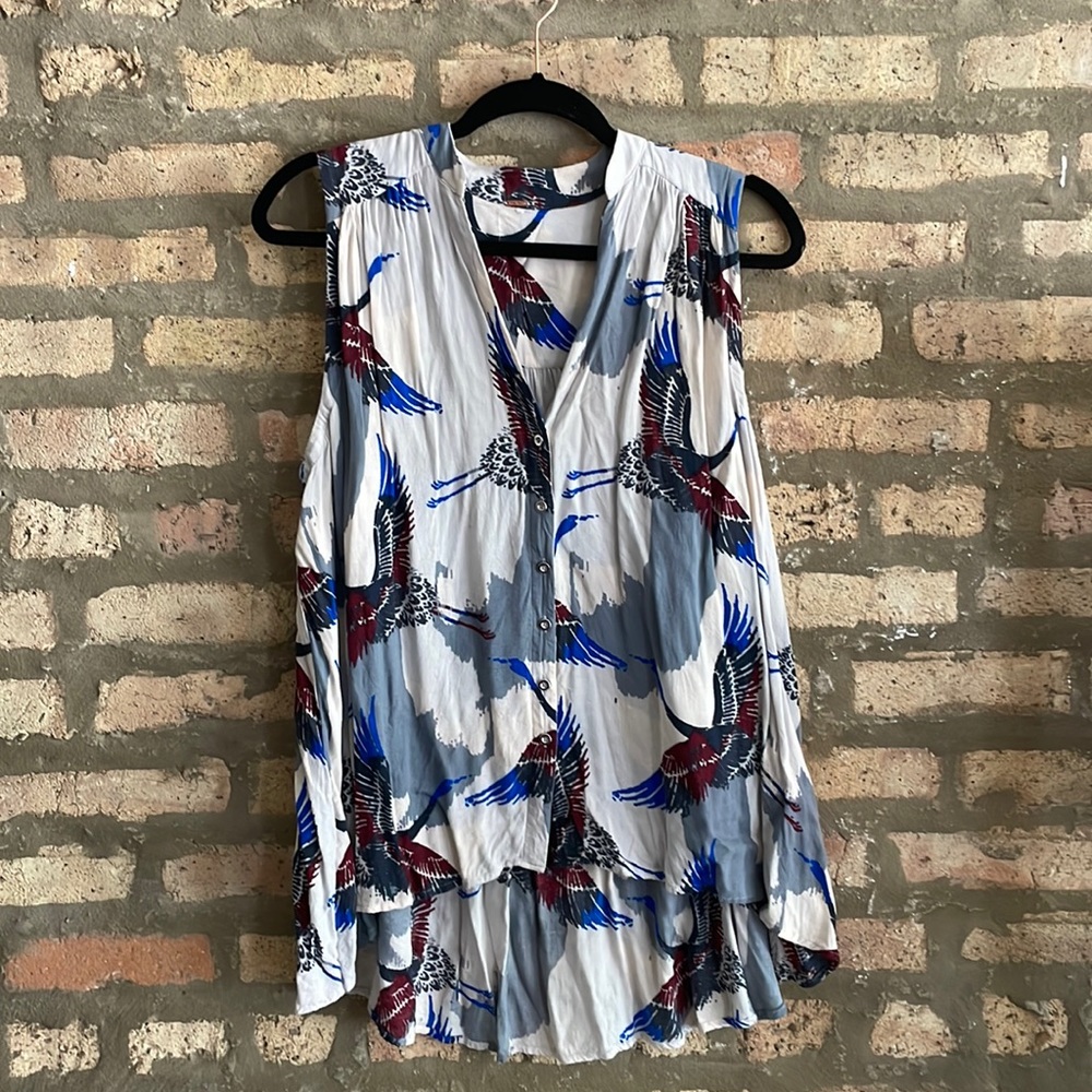 Free People High Low Bird Pattern Sleeveless button up